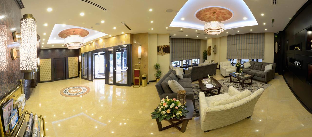Hotel Ramada By Wyndham Bishkek Centre Exterior foto